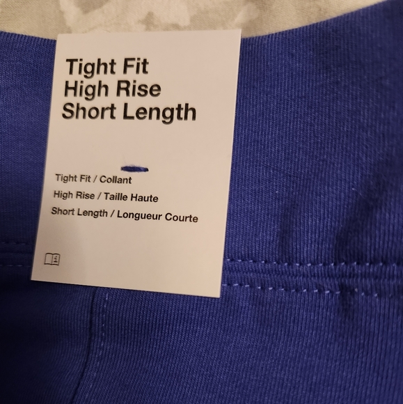 NWOT Nike High Waist Biker Shorts - Picture 2 of 6